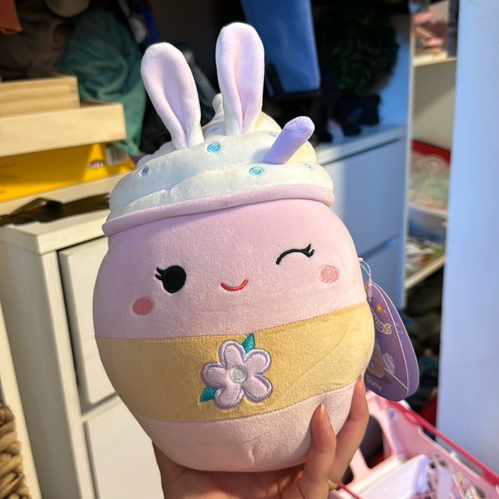 🐣 SUEY 🍧 Pink Milkshake w Sprinkles & Bunny Ears Easter 2024 Squishmallow NWT